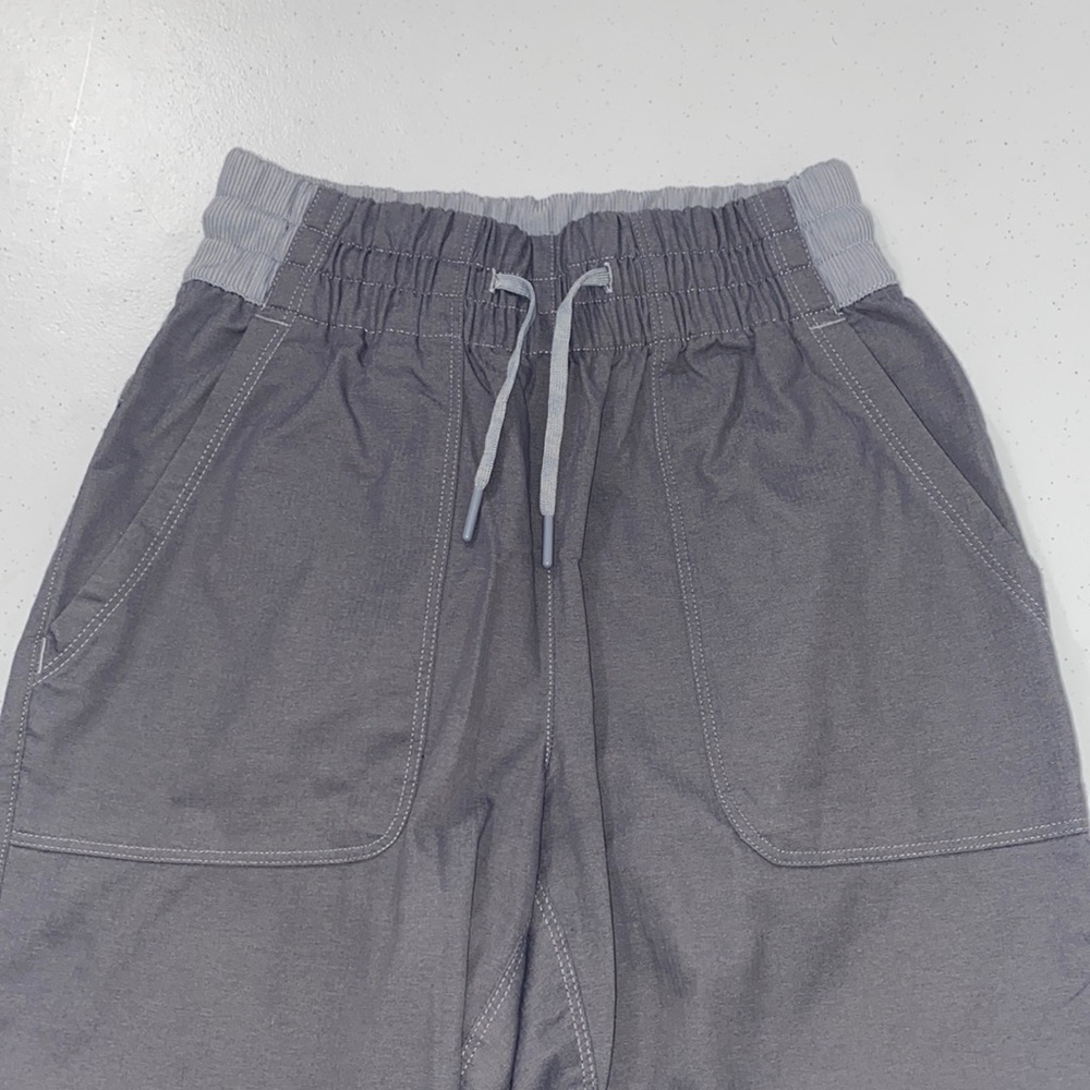 The North Face Women’s Gray Lightweight Jogger Style Winter Pants Size XS - Picture 2 of 12